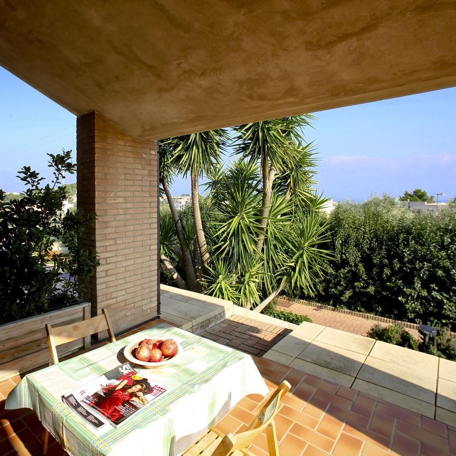 Residence Costamartino Vieste Exterior photo